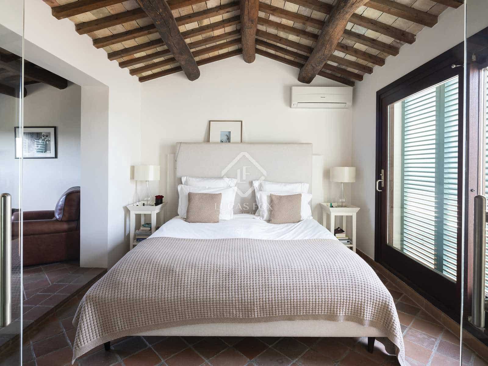 5 soveværelse Villa til salg i Sant Pere de Ribes med swimmingpool garage - € 1.175.000 (Ref: 4375290)