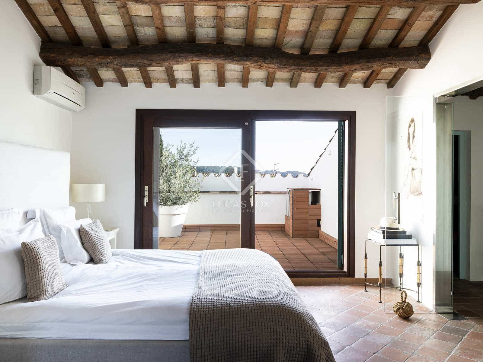 5 soveværelse Villa til salg i Sant Pere de Ribes med swimmingpool garage - € 1.175.000 (Ref: 4375290)