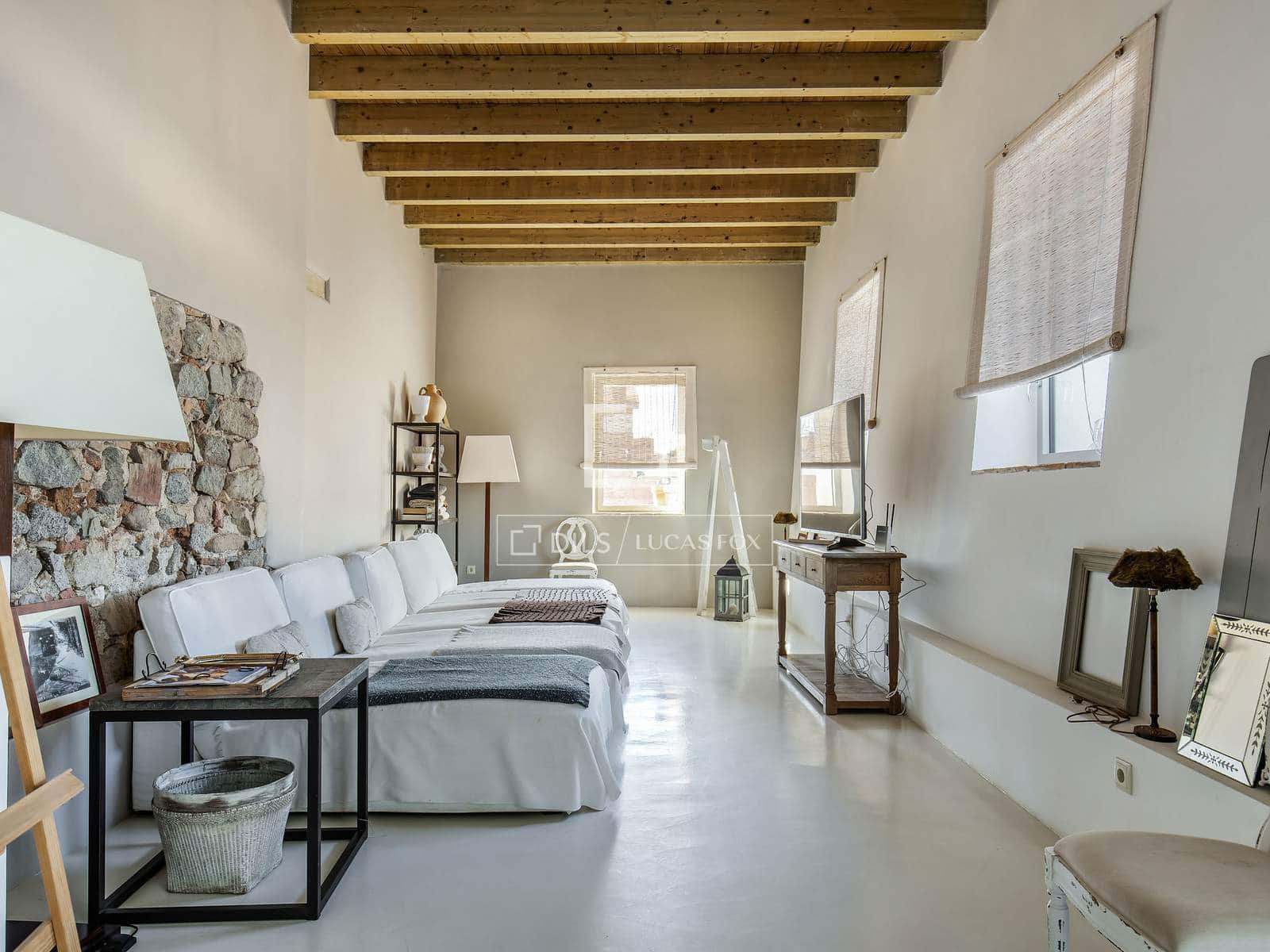 5 slaapkamer Villa te koop in Tiana met zwembad - € 2.700.000 (Ref: 4404354)