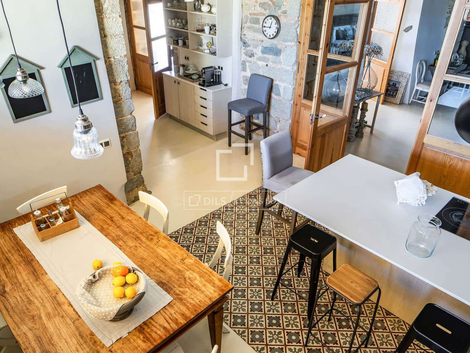 5 slaapkamer Villa te koop in Tiana met zwembad - € 2.700.000 (Ref: 4404354)