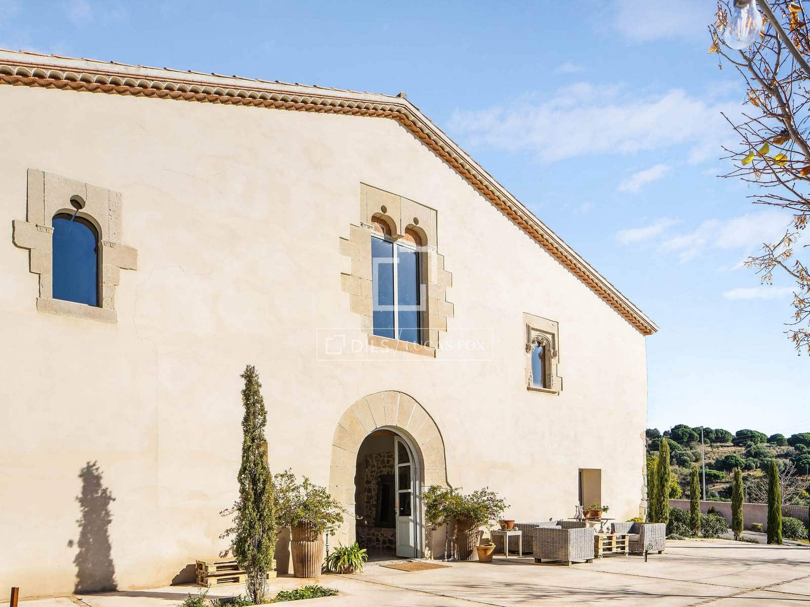 5 slaapkamer Villa te koop in Tiana met zwembad - € 2.700.000 (Ref: 4404354)