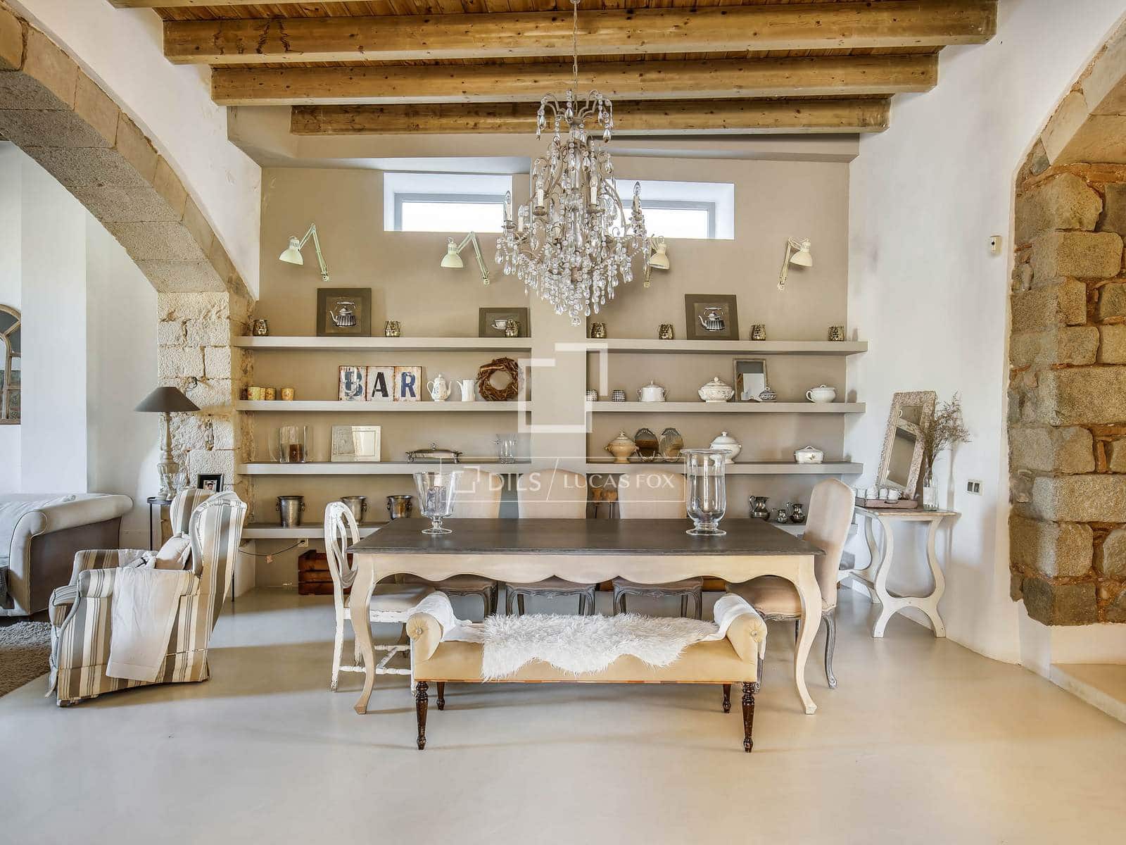 5 slaapkamer Villa te koop in Tiana met zwembad - € 2.700.000 (Ref: 4404354)