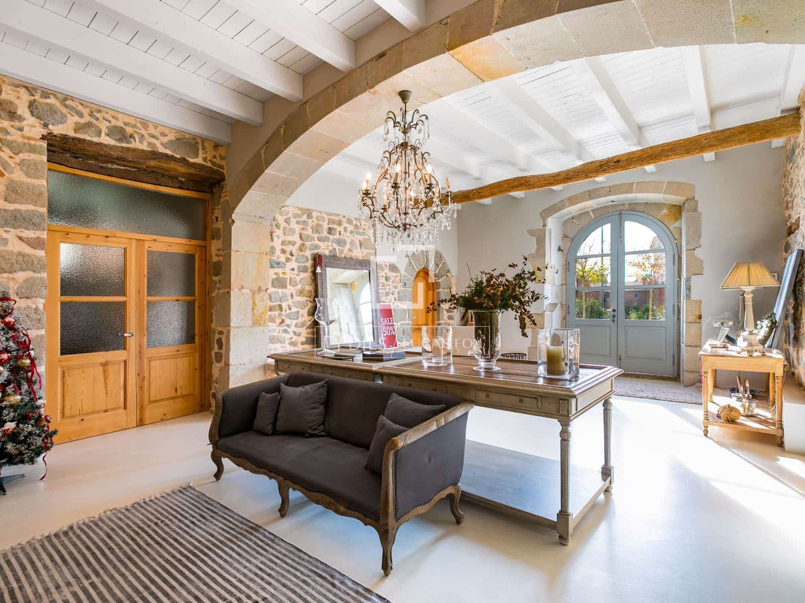 5 slaapkamer Villa te koop in Tiana met zwembad - € 2.700.000 (Ref: 4404354)