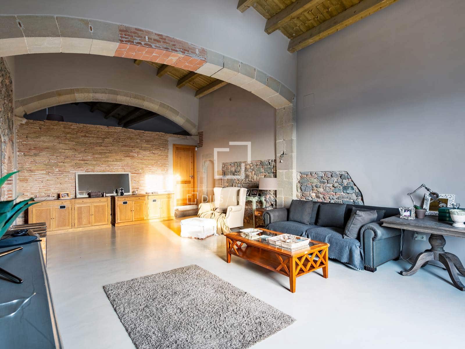 5 slaapkamer Villa te koop in Tiana met zwembad - € 2.700.000 (Ref: 4404354)