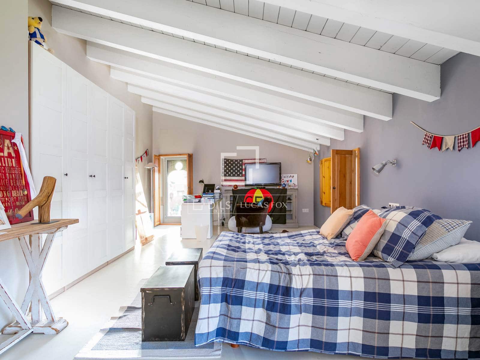 5 slaapkamer Villa te koop in Tiana met zwembad - € 2.700.000 (Ref: 4404354)