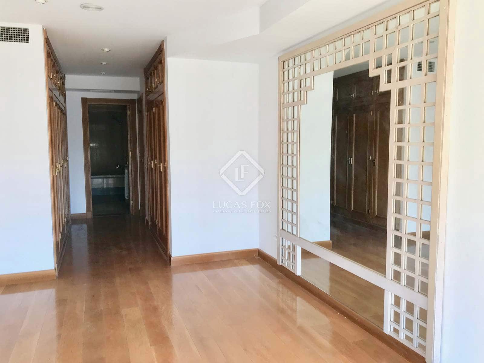 4 quarto Apartamento para venda em Alicante cidade com garagem - 790 000 € (Ref: 4618969)