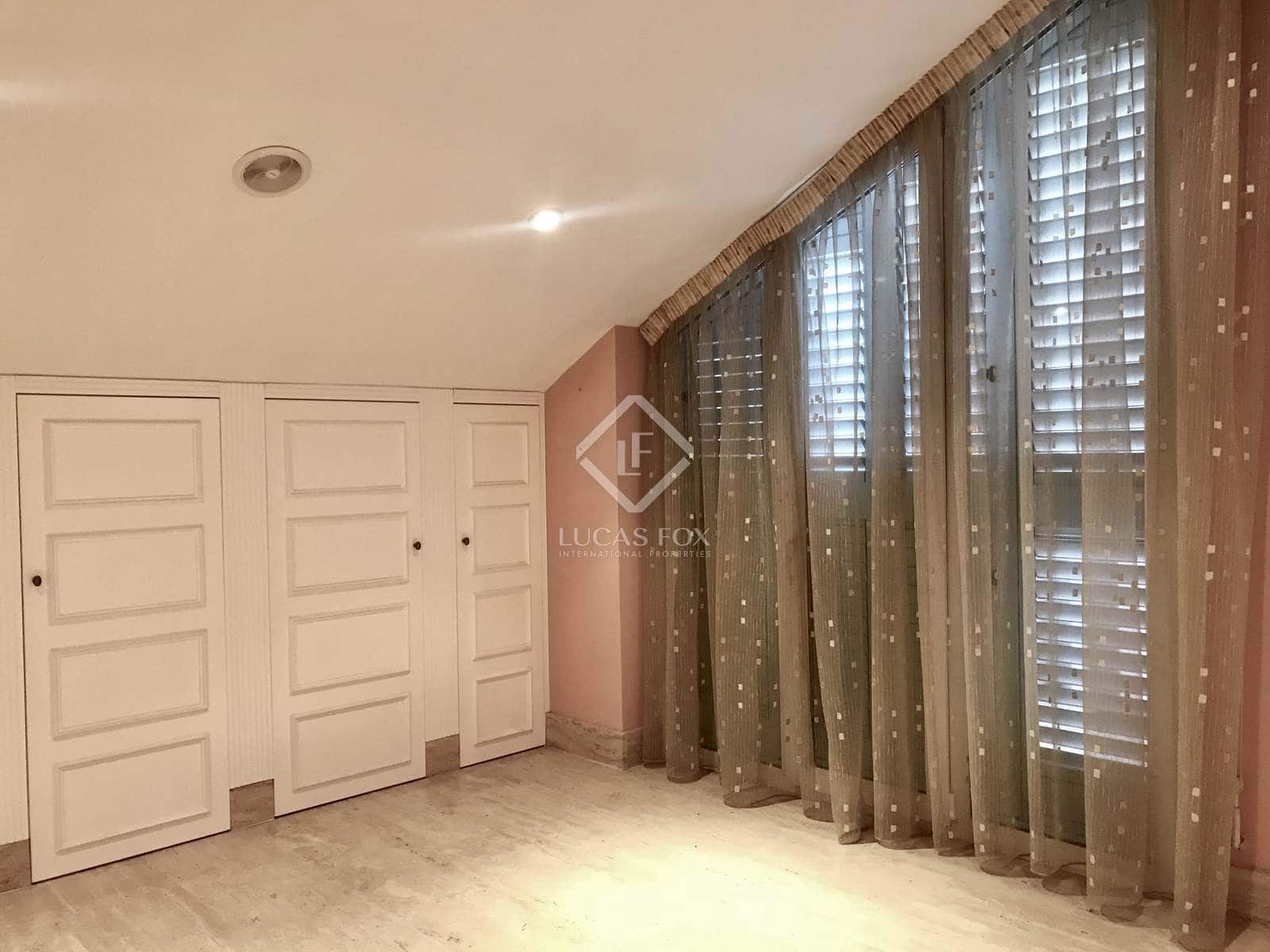 7 bedroom Villa for sale in Alicante / Alacant city with pool garage - € 1,149,000 (Ref: 4618989)