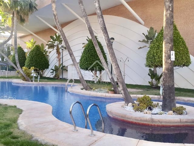 7 Zimmer Villa zu verkaufen in Alicante / Alacant Stadt mit Pool Garage - 1.149.000 € (Ref: 4618989)