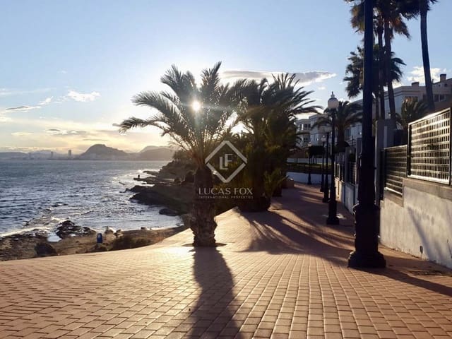 7 Zimmer Villa zu verkaufen in Alicante / Alacant Stadt mit Pool Garage - 1.149.000 € (Ref: 4618989)