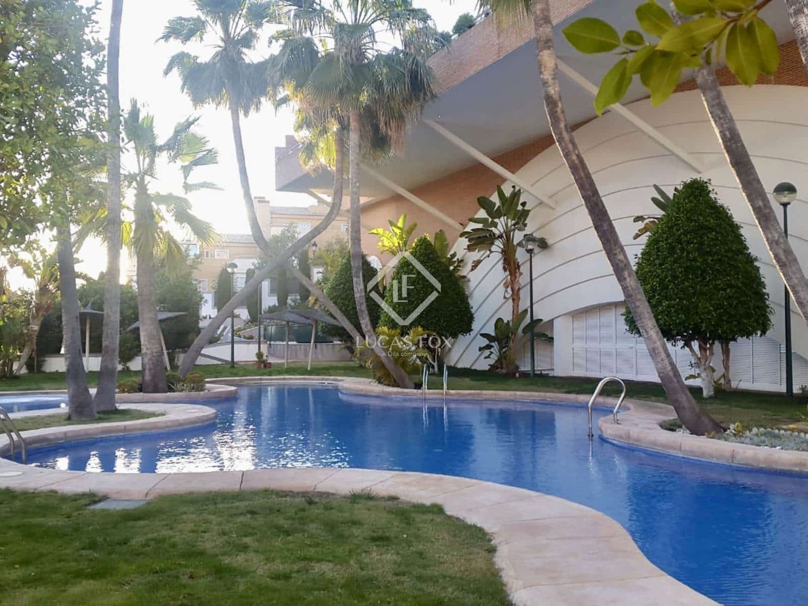 7 bedroom Villa for sale in Alicante / Alacant city with pool garage - € 1,149,000 (Ref: 4618989)