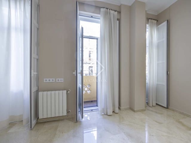 2 makuuhuone Huoneisto vuokrattavana paikassa Valencia kaupunki mukana 
autotalli - 2 200 € (Ref: 4618999)