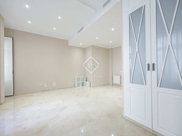 2 makuuhuone Huoneisto vuokrattavana paikassa Valencia kaupunki mukana 
autotalli - 2 200 € (Ref: 4618999)