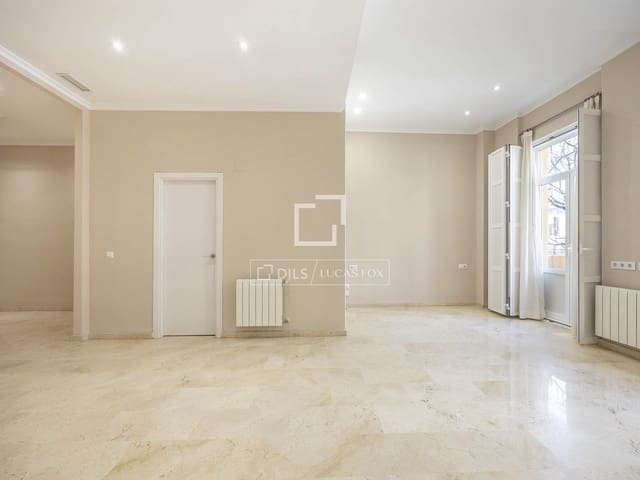 2 sovrum Lägenhet att hyra i Valencia stad med garage - 2 200 € (Ref: 4618999)