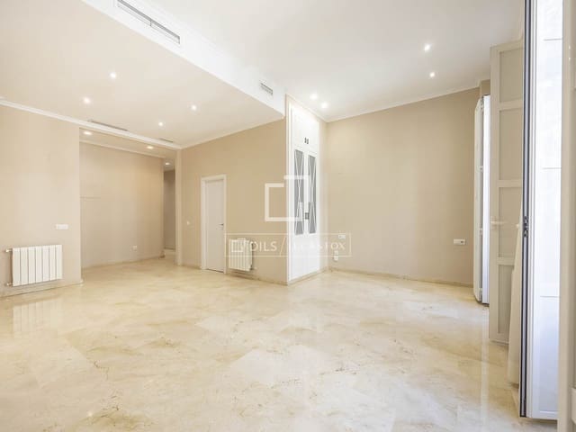 2 sovrum Lägenhet att hyra i Valencia stad med garage - 2 200 € (Ref: 4618999)