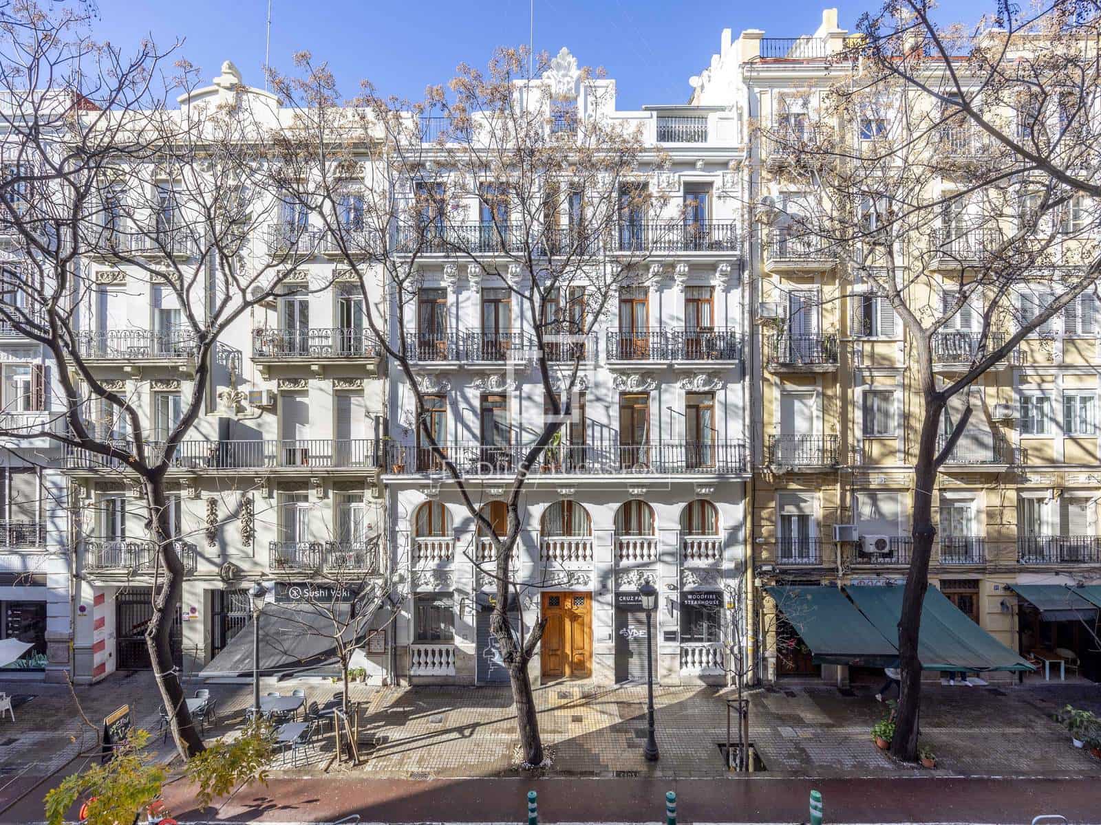 2 bedroom Apartment for rent in Valencia city with garage - € 2,000 (Ref: 4618999)