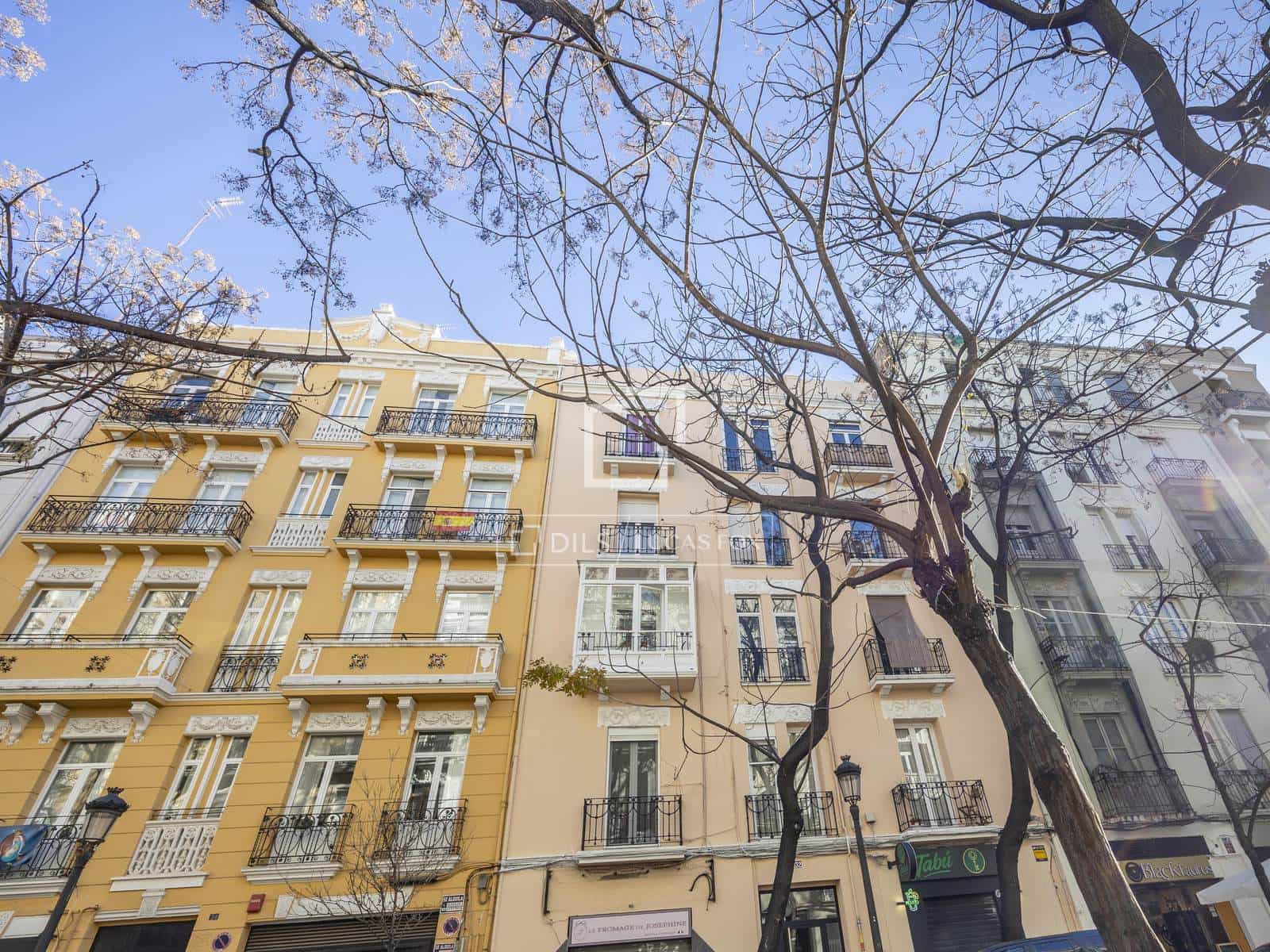 2 bedroom Apartment for rent in Valencia city with garage - € 2,000 (Ref: 4618999)