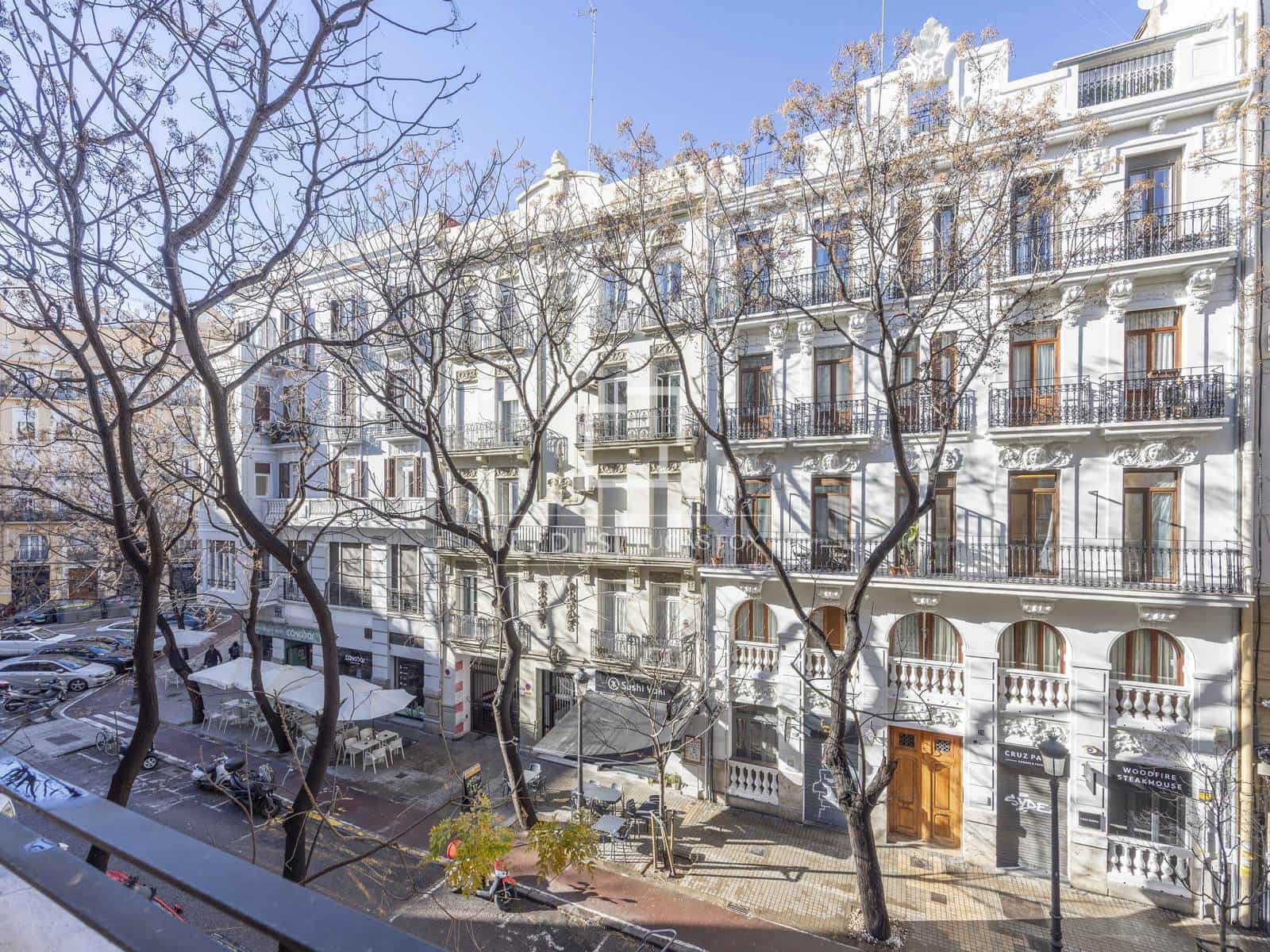 2 bedroom Apartment for rent in Valencia city with garage - € 2,000 (Ref: 4618999)