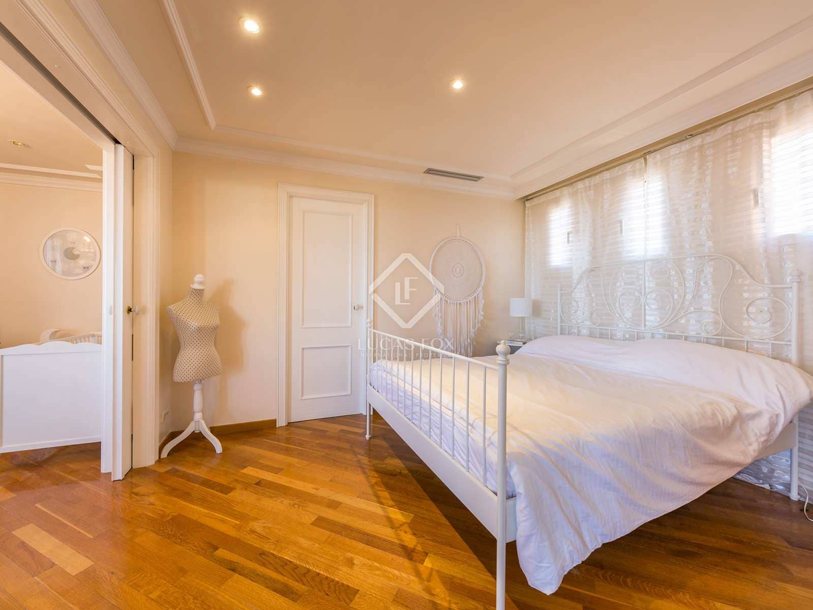 7 slaapkamer Villa te koop in Alicante stad met garage - € 4.000.000 (Ref: 4639242)