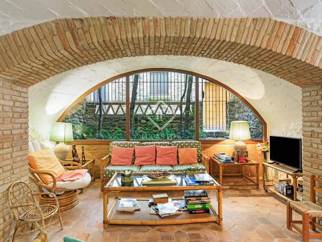 5 bedroom Villa for sale in Monells, Cruïlles Monells i Sant Sadurní de I'Heura - € 1,350,000 (Ref: 4640585)