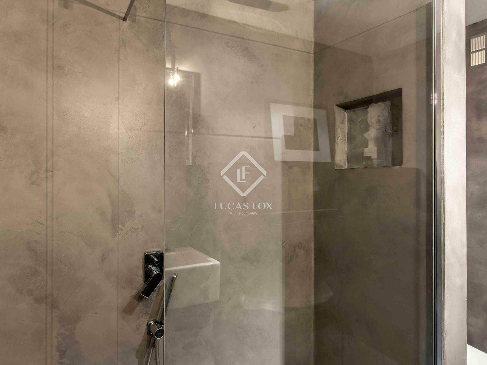 2 bedroom Penthouse for rent in Valencia city with garage - € 2,300 (Ref: 4671282)