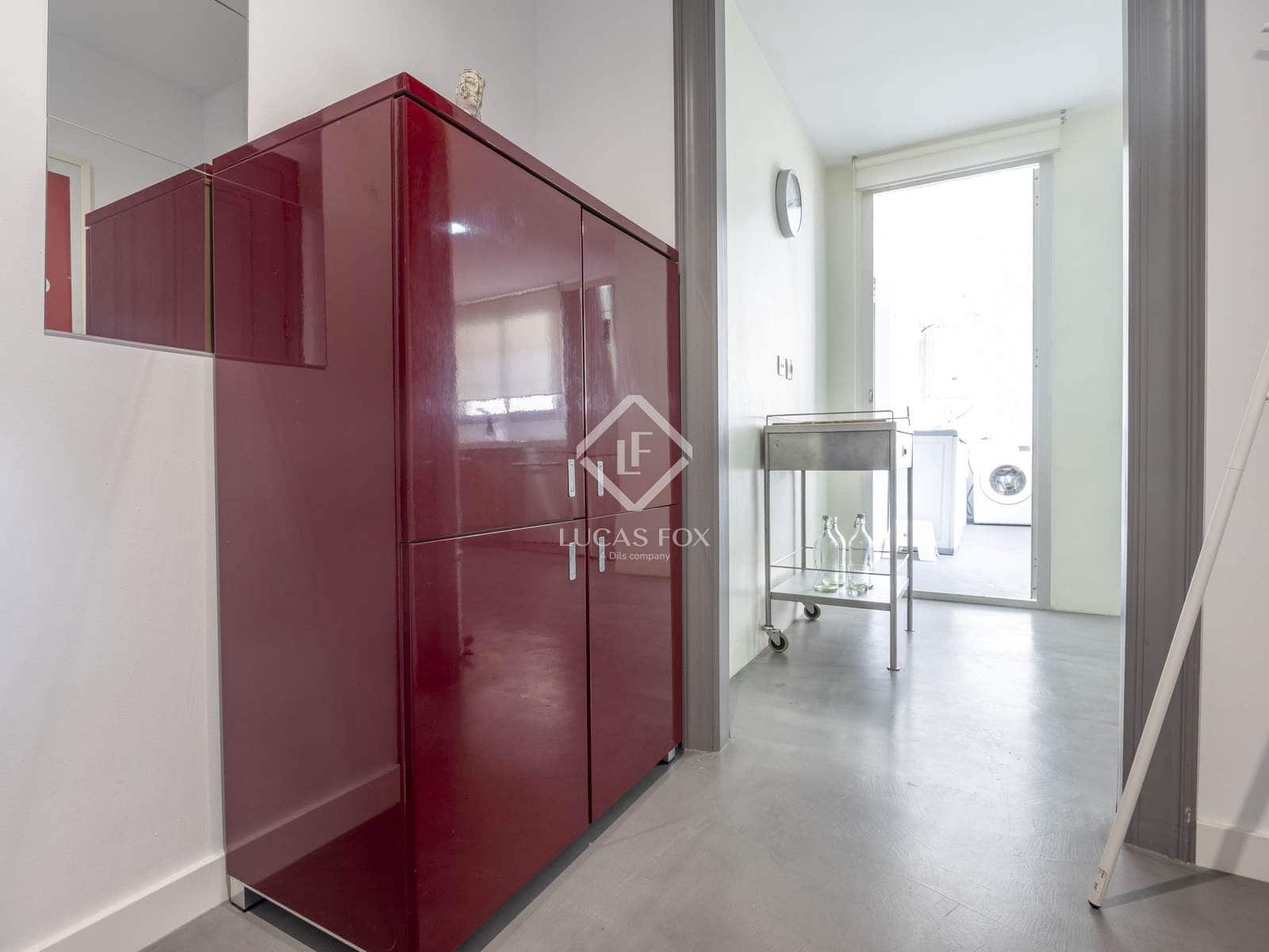 2 bedroom Penthouse for rent in Valencia city with garage - € 2,300 (Ref: 4671282)