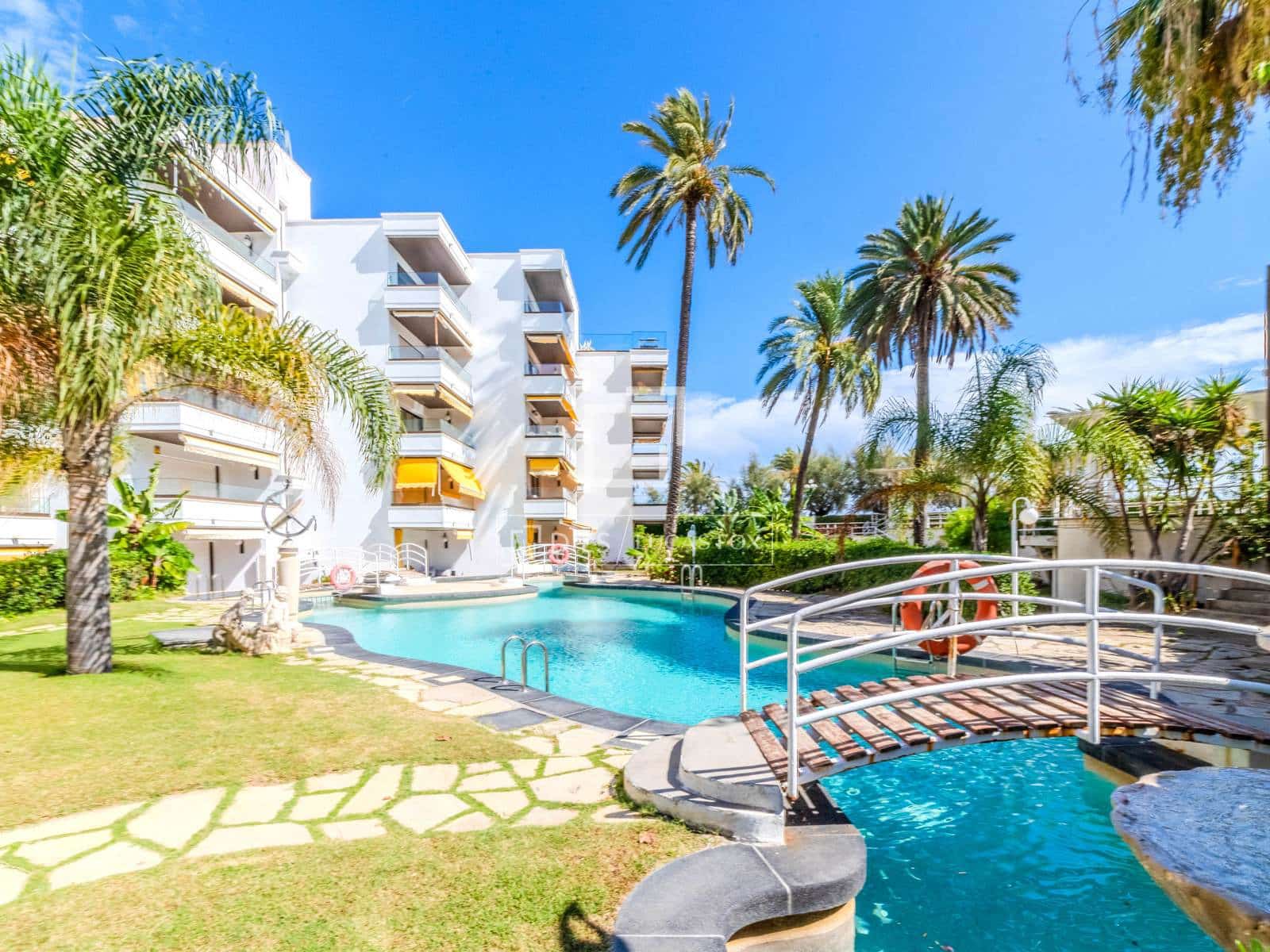 1 bedroom Apartment for sale in Sitges with pool garage - € 450,000 (Ref: 4750488)