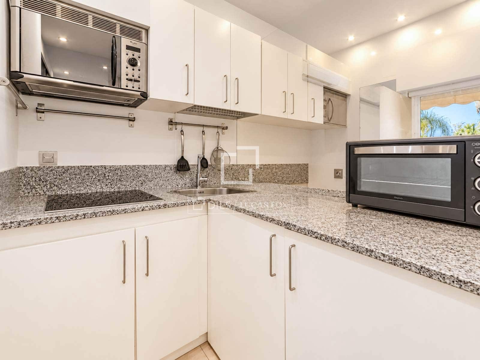 1 slaapkamer Appartement te koop in Sitges met zwembad garage - € 450.000 (Ref: 4750488)