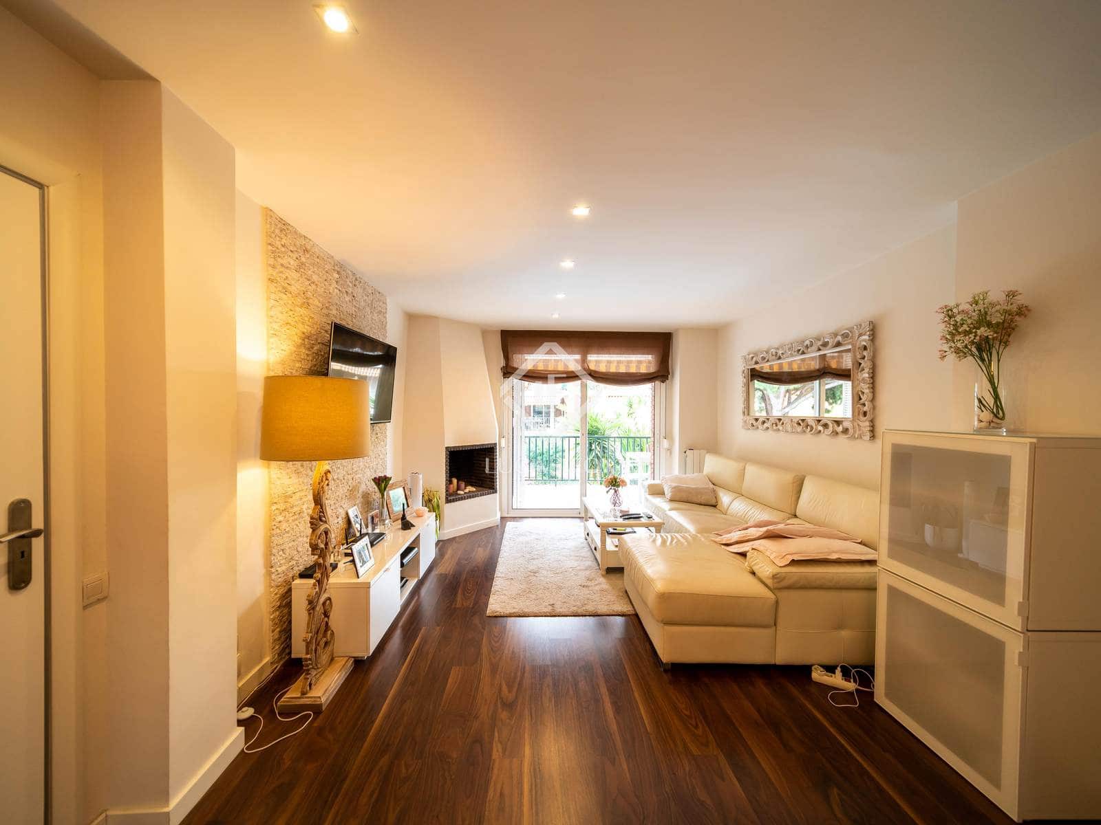 3 camera da letto Appartamento in vendita in Gava con piscina garage - 595.000 € (Rif: 4783422)