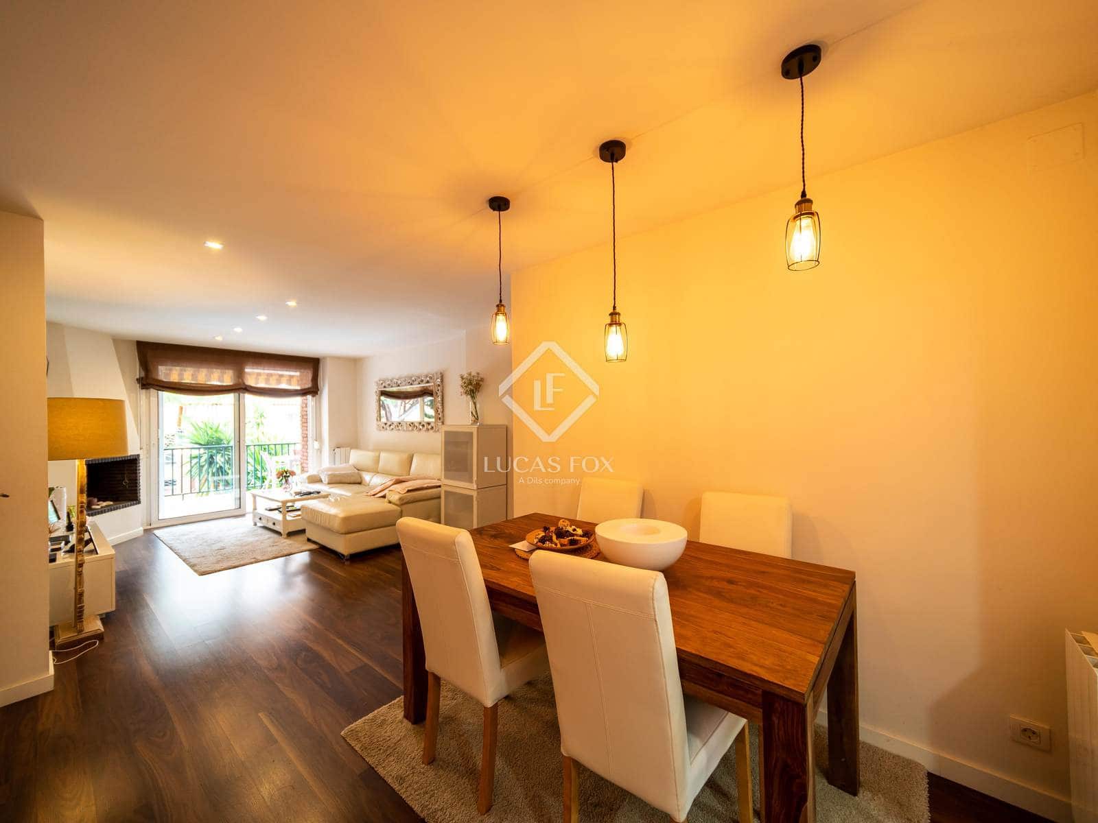 3 camera da letto Appartamento in vendita in Gava con piscina garage - 595.000 € (Rif: 4783422)