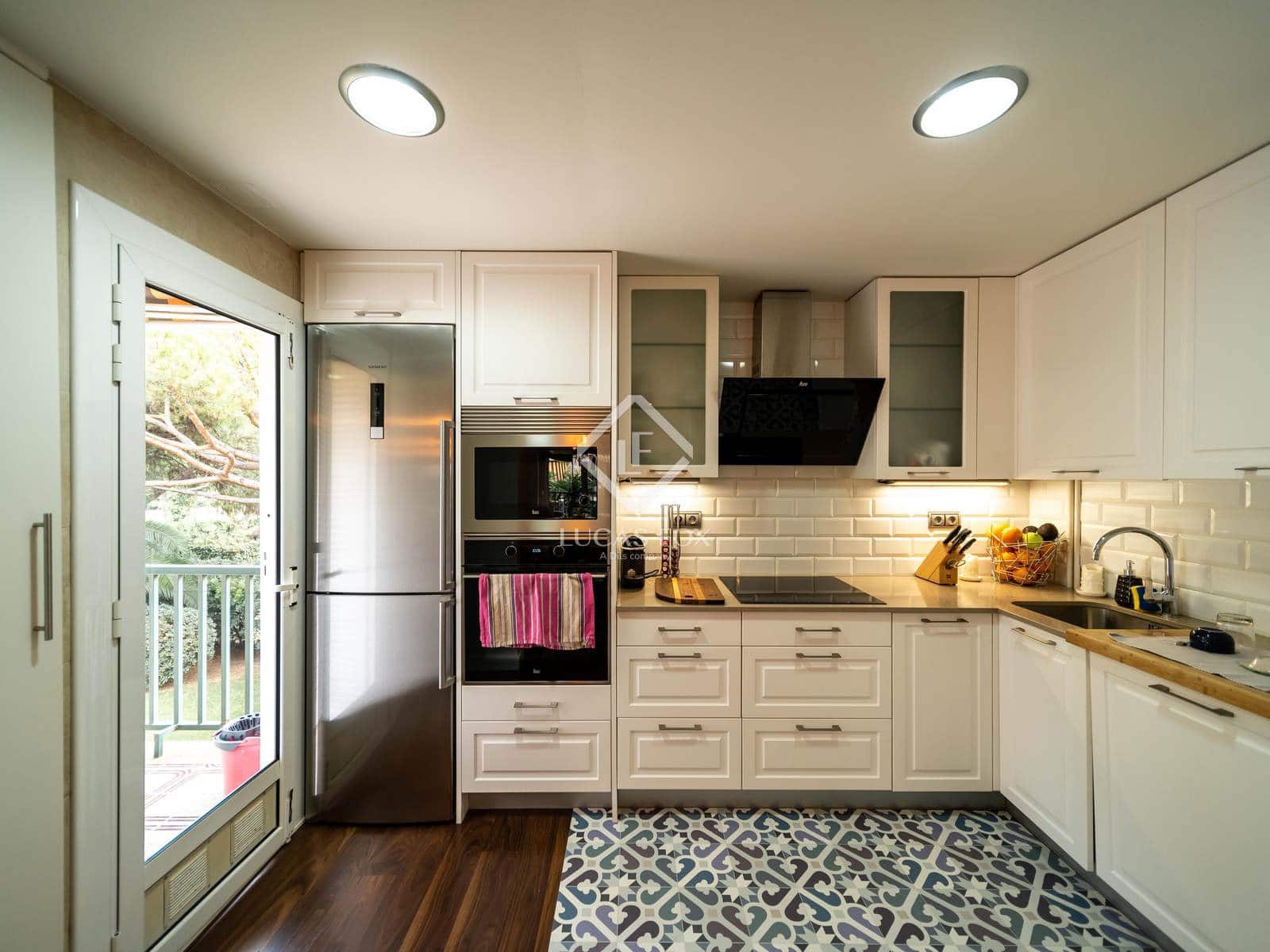 3 camera da letto Appartamento in vendita in Gava con piscina garage - 595.000 € (Rif: 4783422)