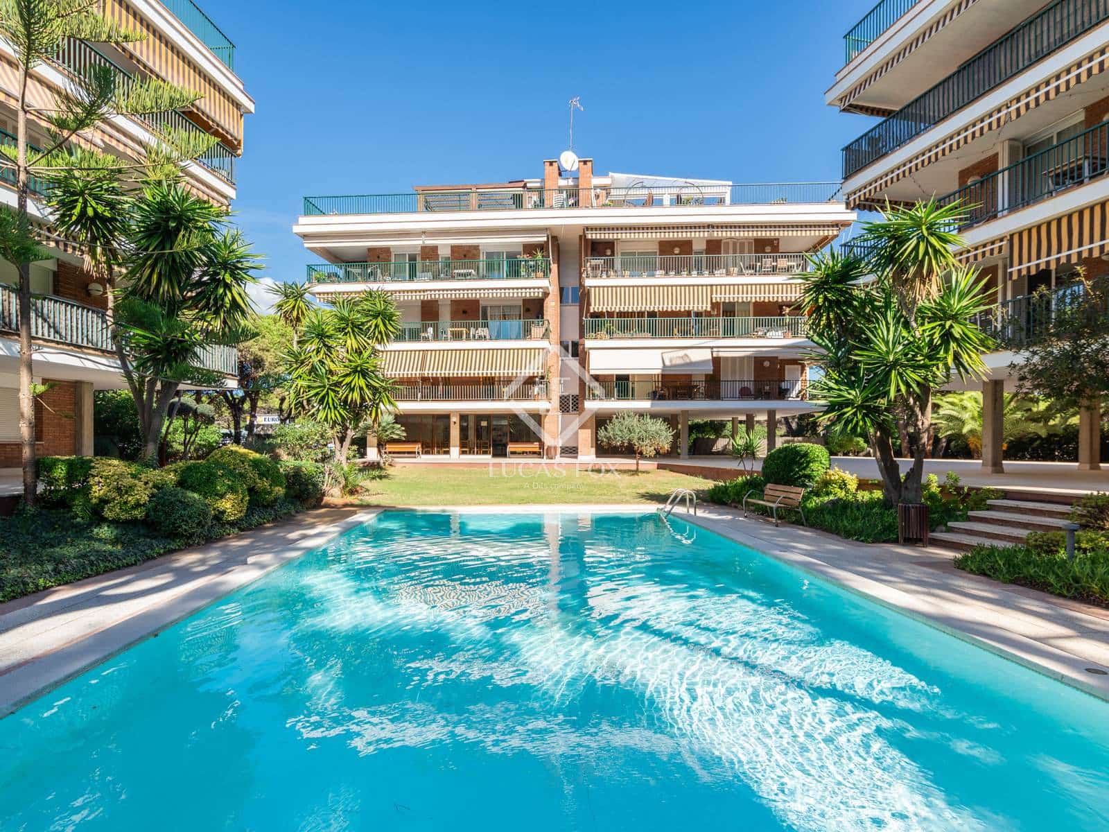 3 camera da letto Appartamento in vendita in Gava con piscina garage - 595.000 € (Rif: 4783422)