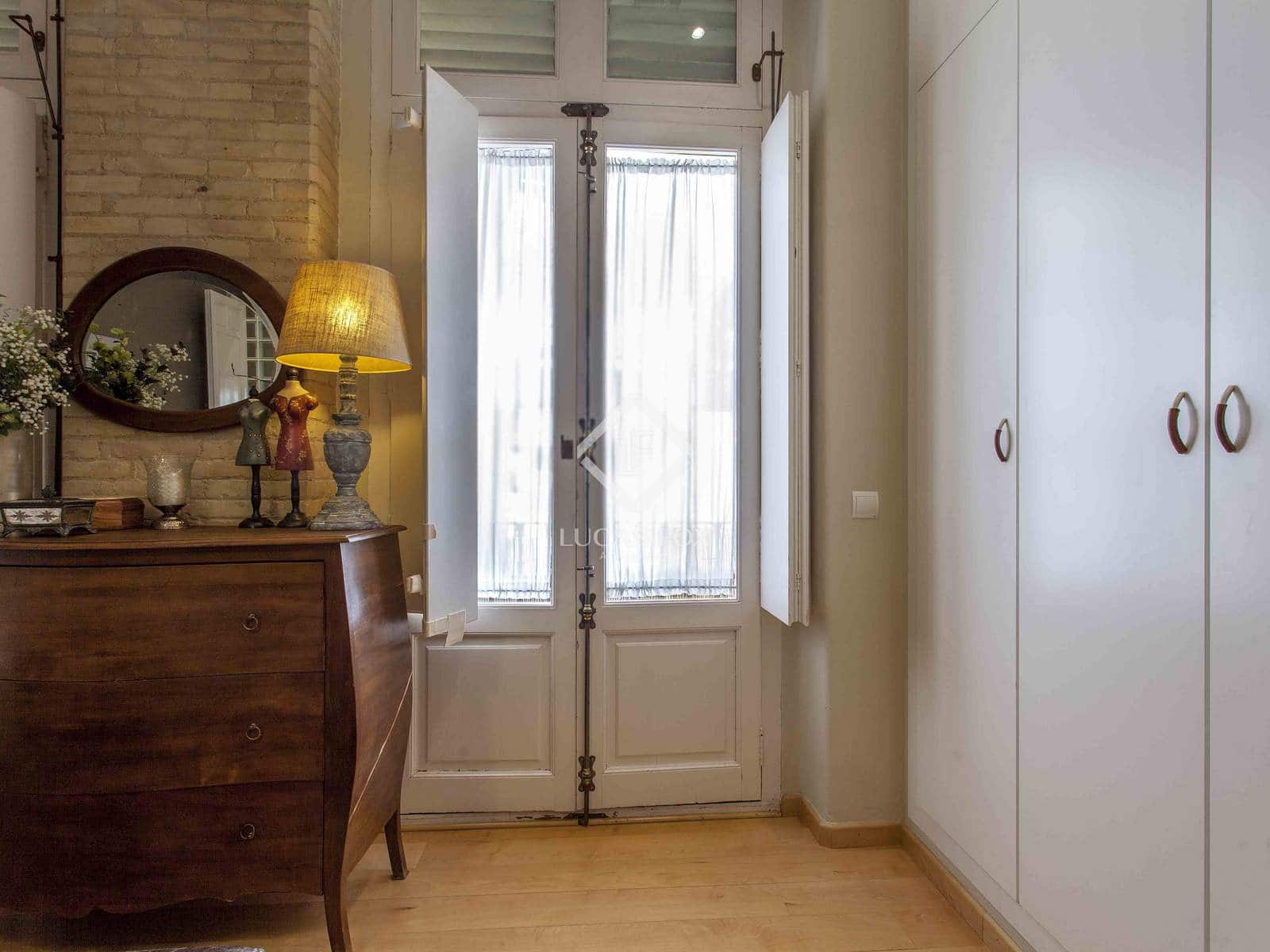 4 slaapkamer Appartement te huur in Valencia stad - € 3.600 (Ref: 4783427)