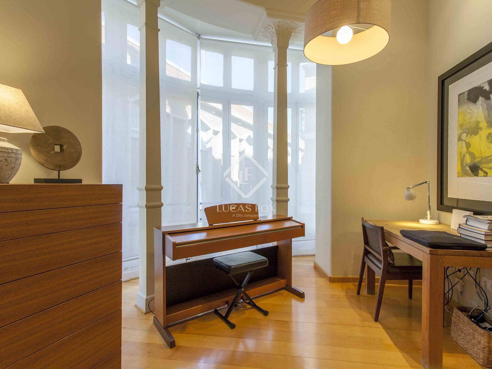 4 slaapkamer Appartement te huur in Valencia stad - € 3.600 (Ref: 4783427)