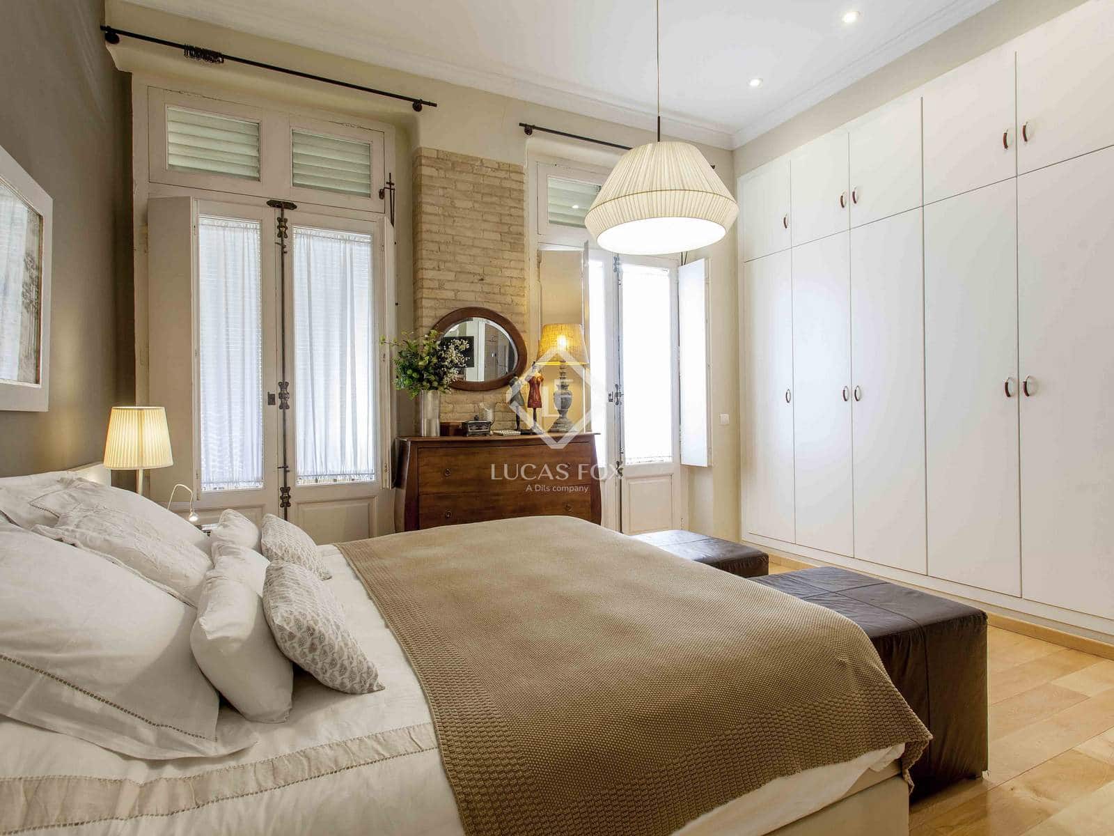 4 slaapkamer Appartement te huur in Valencia stad - € 3.600 (Ref: 4783427)