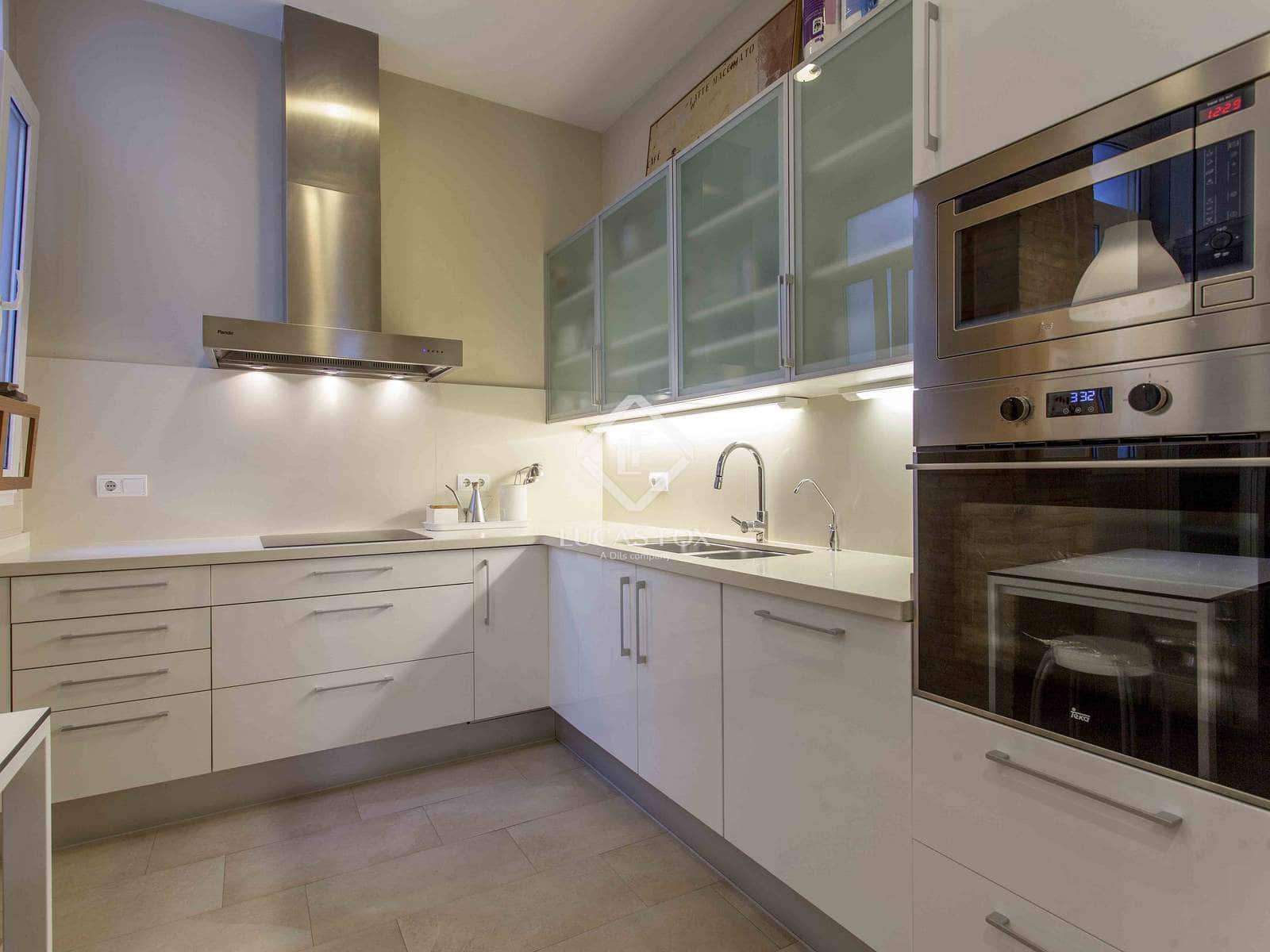 4 slaapkamer Appartement te huur in Valencia stad - € 3.600 (Ref: 4783427)