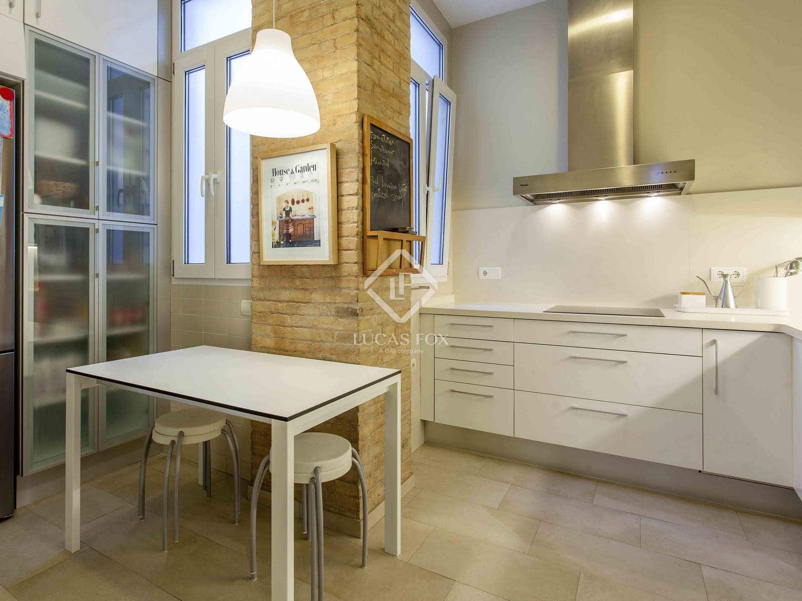 4 slaapkamer Appartement te huur in Valencia stad - € 3.600 (Ref: 4783427)