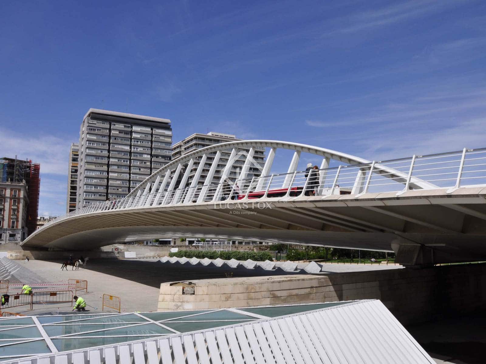 4 slaapkamer Appartement te huur in Valencia stad - € 3.600 (Ref: 4783427)