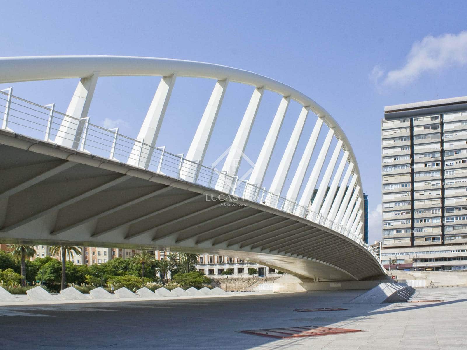 4 slaapkamer Appartement te huur in Valencia stad - € 3.600 (Ref: 4783427)