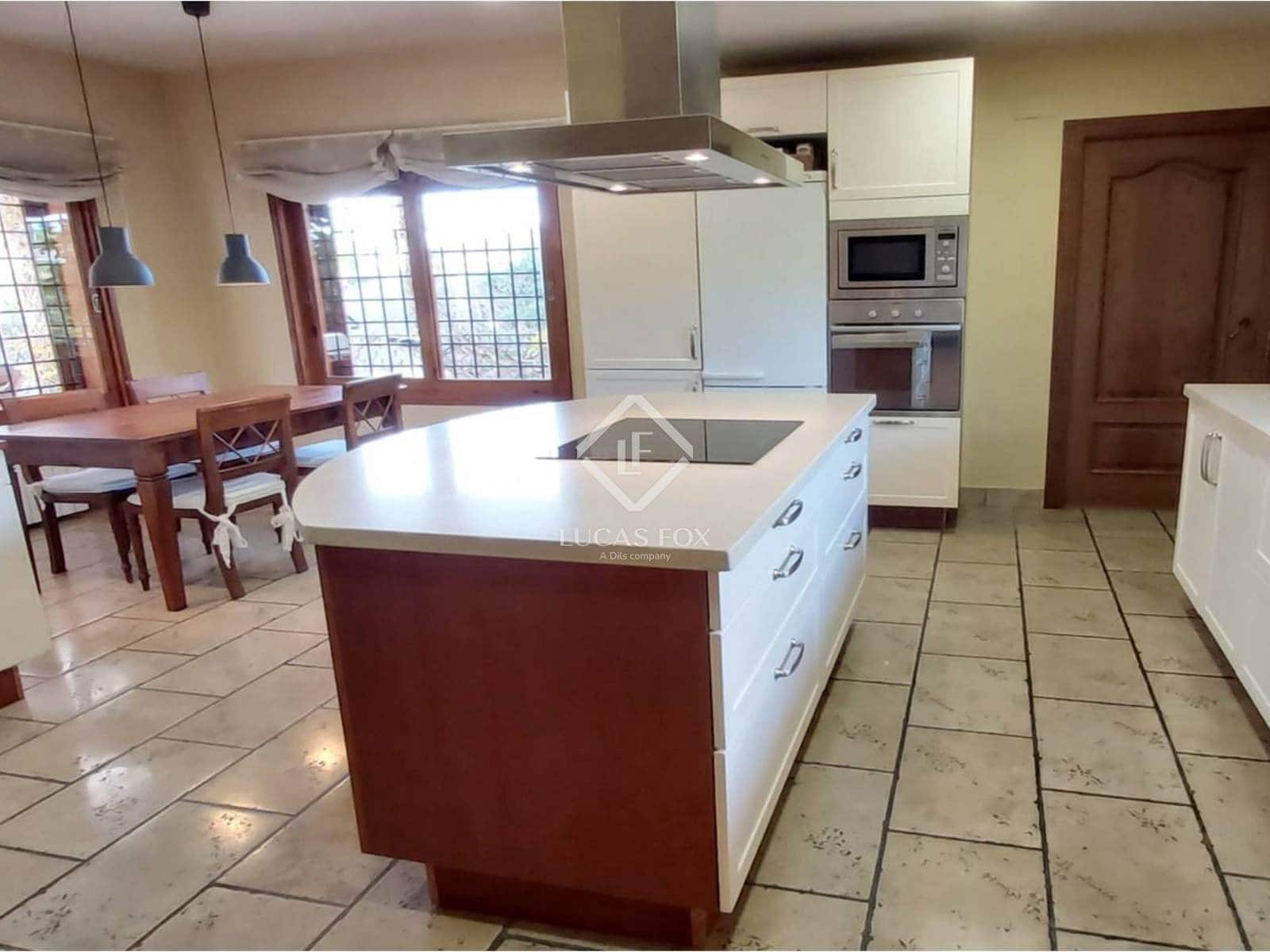 7 sovrum Villa till salu i La Canada med pool garage - 1 125 000 € (Ref: 4993981)