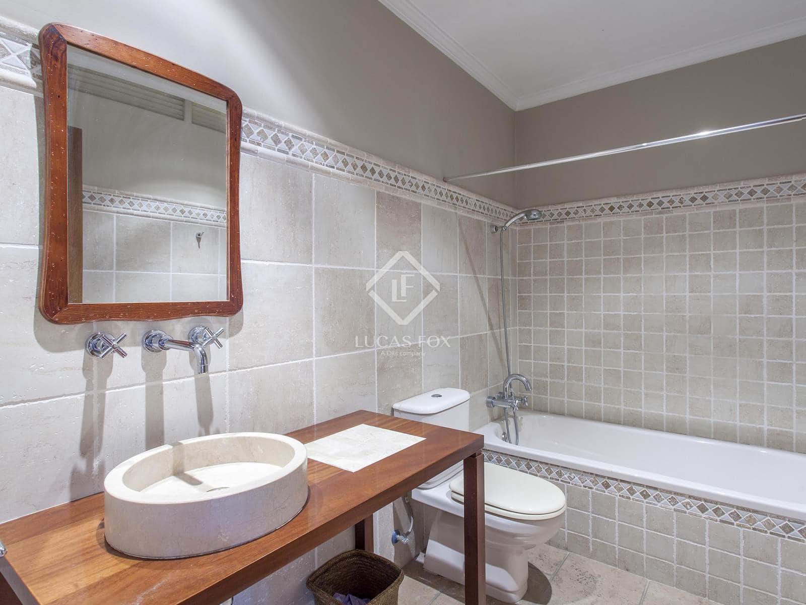 7 sovrum Villa till salu i La Canada med pool garage - 1 125 000 € (Ref: 4993981)