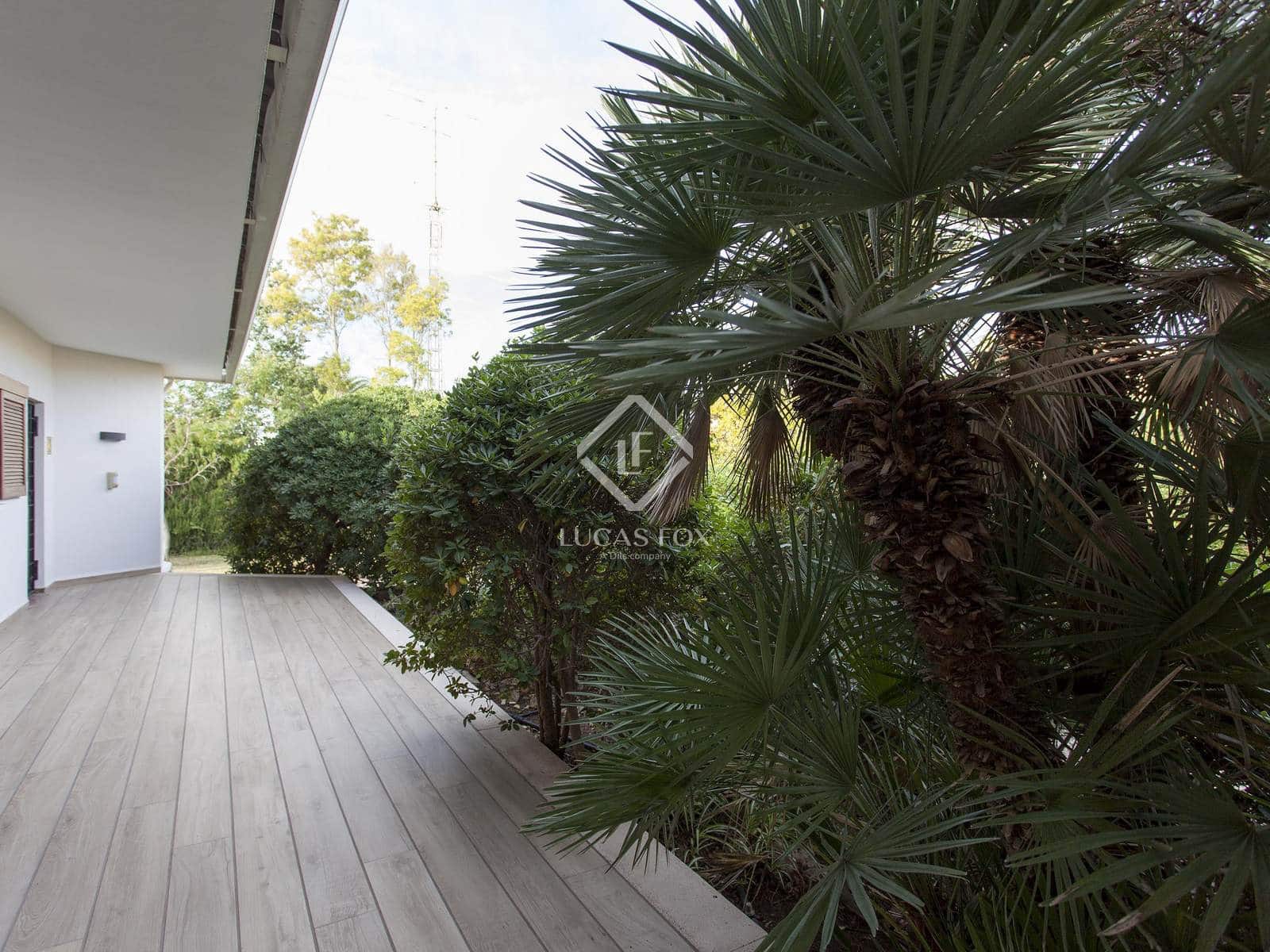 7 sovrum Villa till salu i La Canada med pool garage - 1 125 000 € (Ref: 4993981)