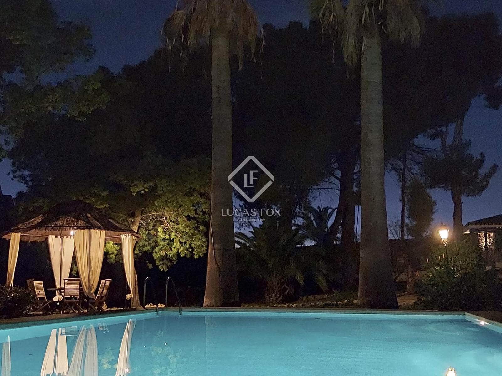 7 sovrum Villa till salu i La Canada med pool garage - 1 125 000 € (Ref: 4993981)