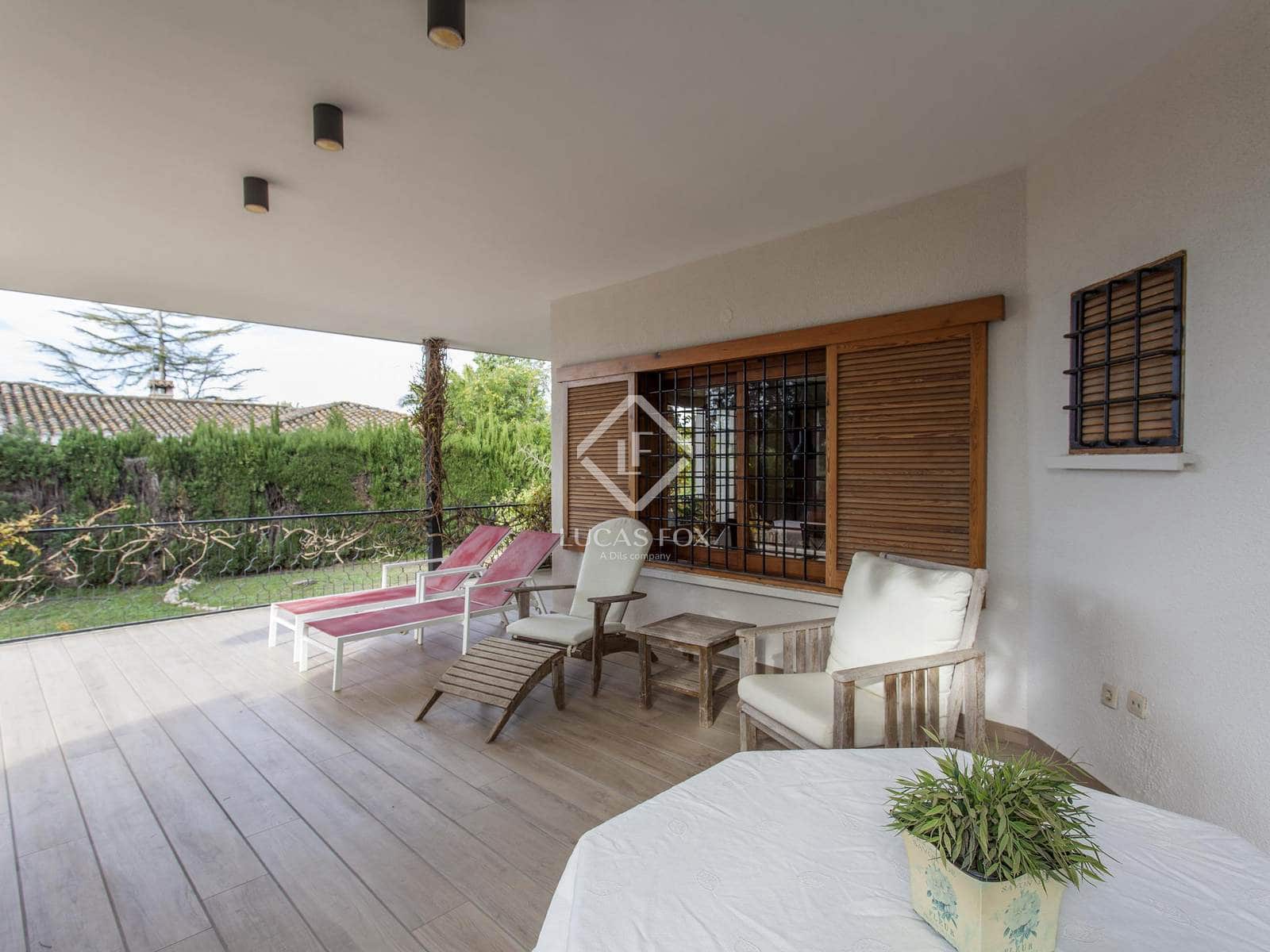 7 sovrum Villa till salu i La Canada med pool garage - 1 125 000 € (Ref: 4993981)