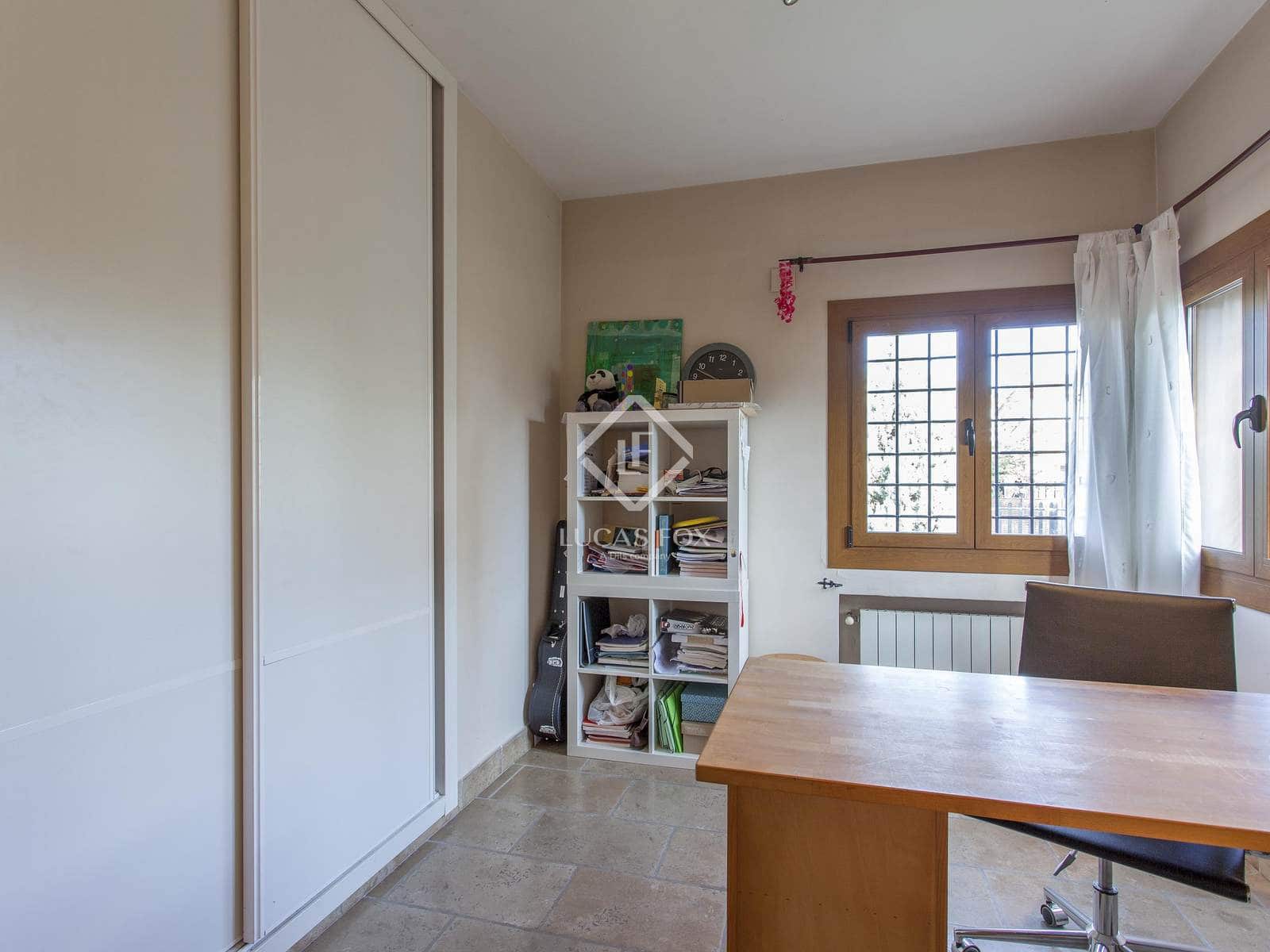 7 sovrum Villa till salu i La Canada med pool garage - 1 125 000 € (Ref: 4993981)