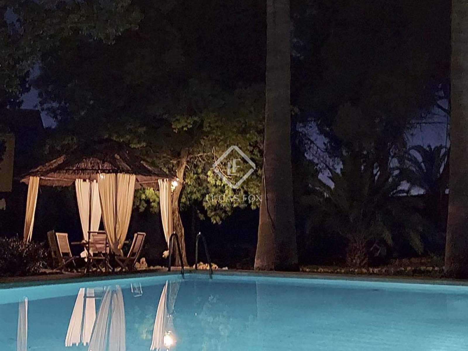 7 sovrum Villa till salu i La Canada med pool garage - 1 125 000 € (Ref: 4993981)