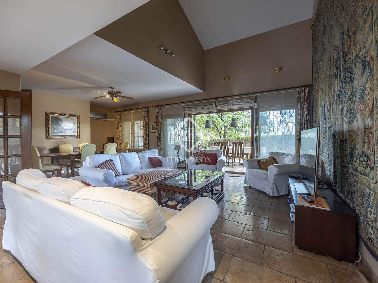 7 sovrum Villa till salu i La Canada med pool garage - 1 125 000 € (Ref: 4993981)