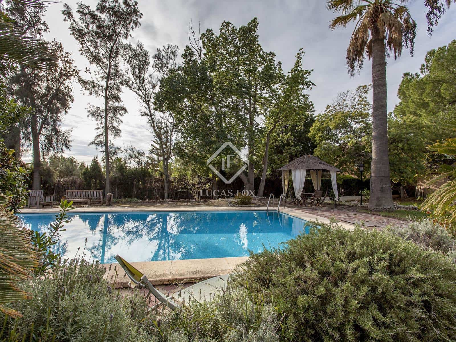 7 sovrum Villa till salu i La Canada med pool garage - 1 125 000 € (Ref: 4993981)