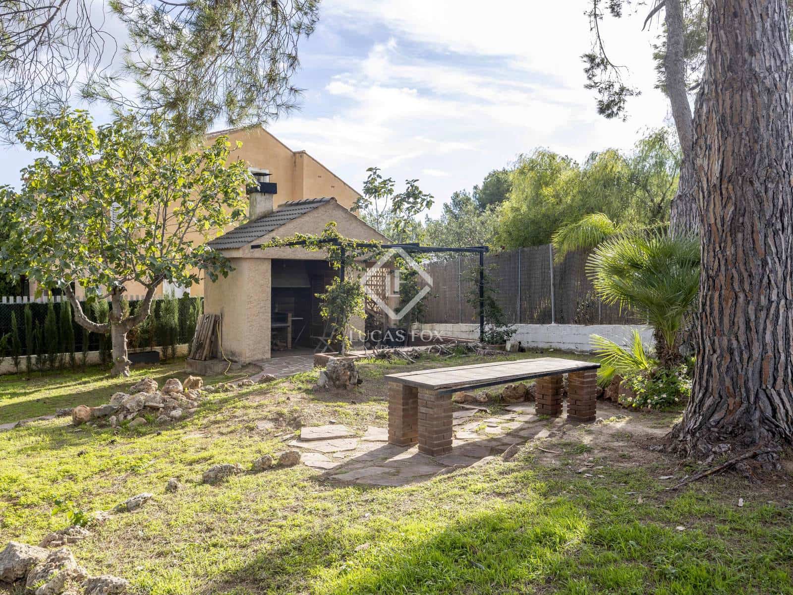 7 sovrum Villa till salu i La Canada med pool garage - 1 125 000 € (Ref: 4993981)