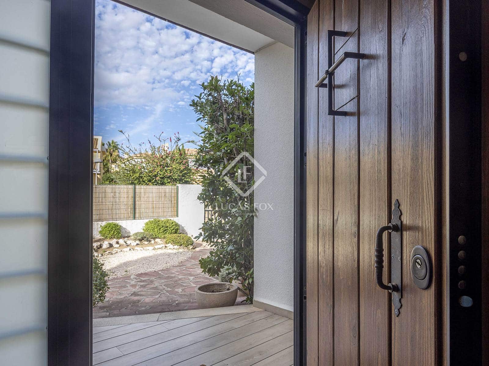 7 sovrum Villa till salu i La Canada med pool garage - 1 125 000 € (Ref: 4993981)