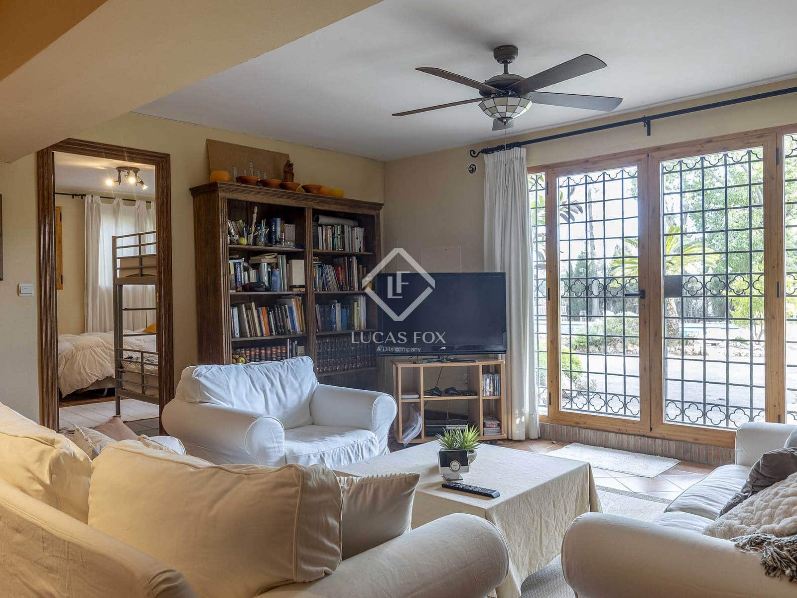 7 sovrum Villa till salu i La Canada med pool garage - 1 125 000 € (Ref: 4993981)